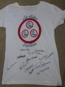 TShirt signed by the expedition members